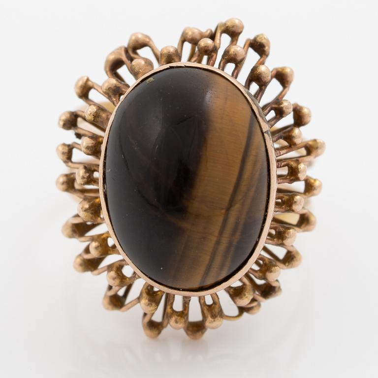 Ring 14K gold with quartz/tiger's eye.