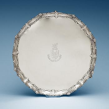 915. An English 18th century silver salver, makers mark probably of John Carter, London 1769.
