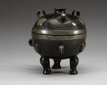 RÖKELSEKAR med LOCK, brons. Arkaiserande modell.