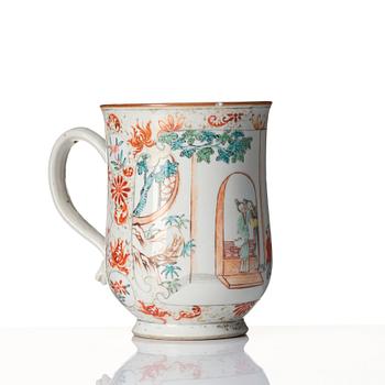 A famille rose mug, Qing dynasty, 18th Century.