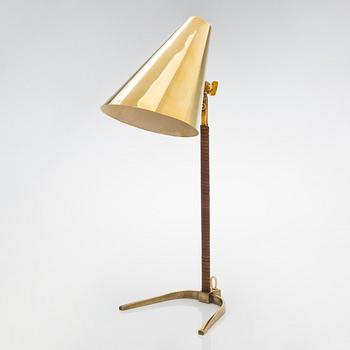 Paavo Tynell, a mid-20th-century '9225' table lamp for Taito, Finland.