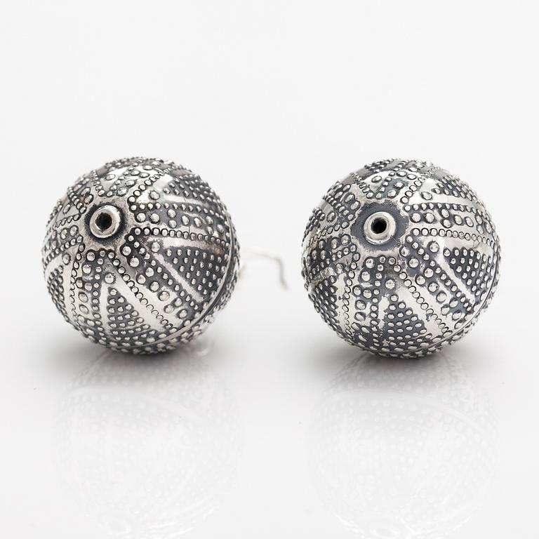 A pair of silver earrings "Halikko earrings". Kalevala Koru, Helsinki 1965.