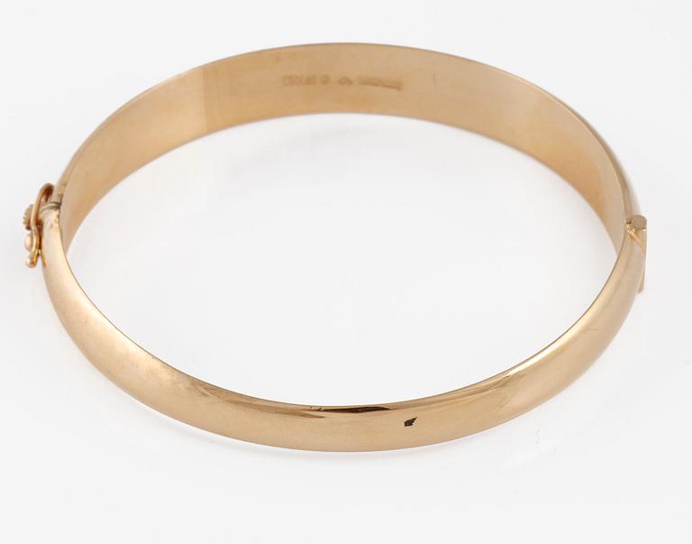 ARMRING, 18K guld, Ceson, Göteborg, 1977. Vikt 14,2 gram.