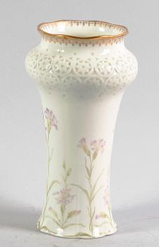 VAS, porslin, Rörstrand, tidigt 1900-tal.