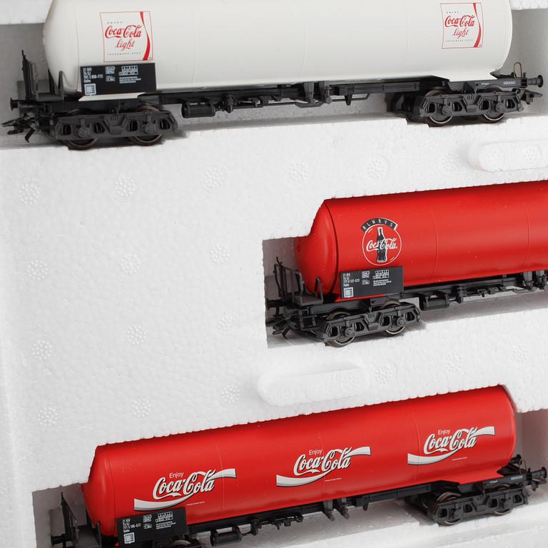 A set of 8 märklin toys trains from the 20th century.