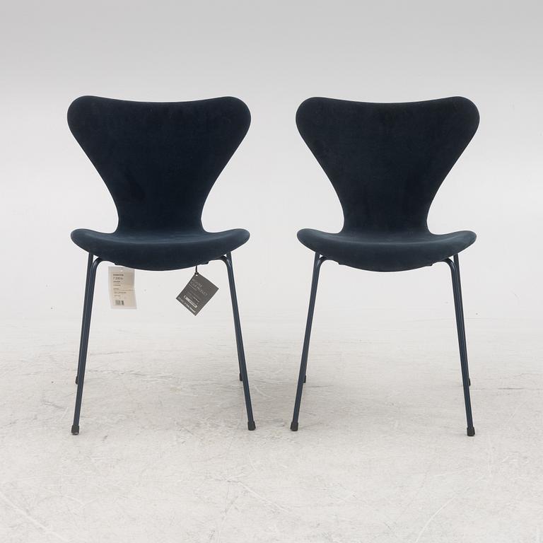 Arne Jacobsen, a pair of 'Series 7' chairs, Lala Berlin x Fritz Hansen, Denmark, 2017.