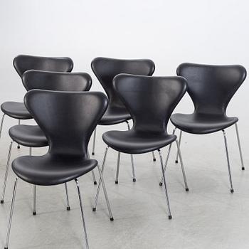 ARNE JACOBSEN, "Sjuan", 6 chairs.