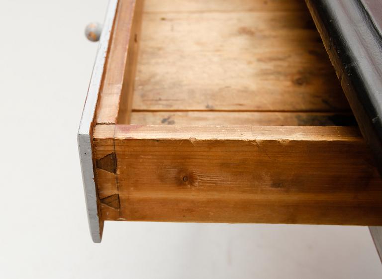 SKRIVBORD, 1800-talets första hälft.