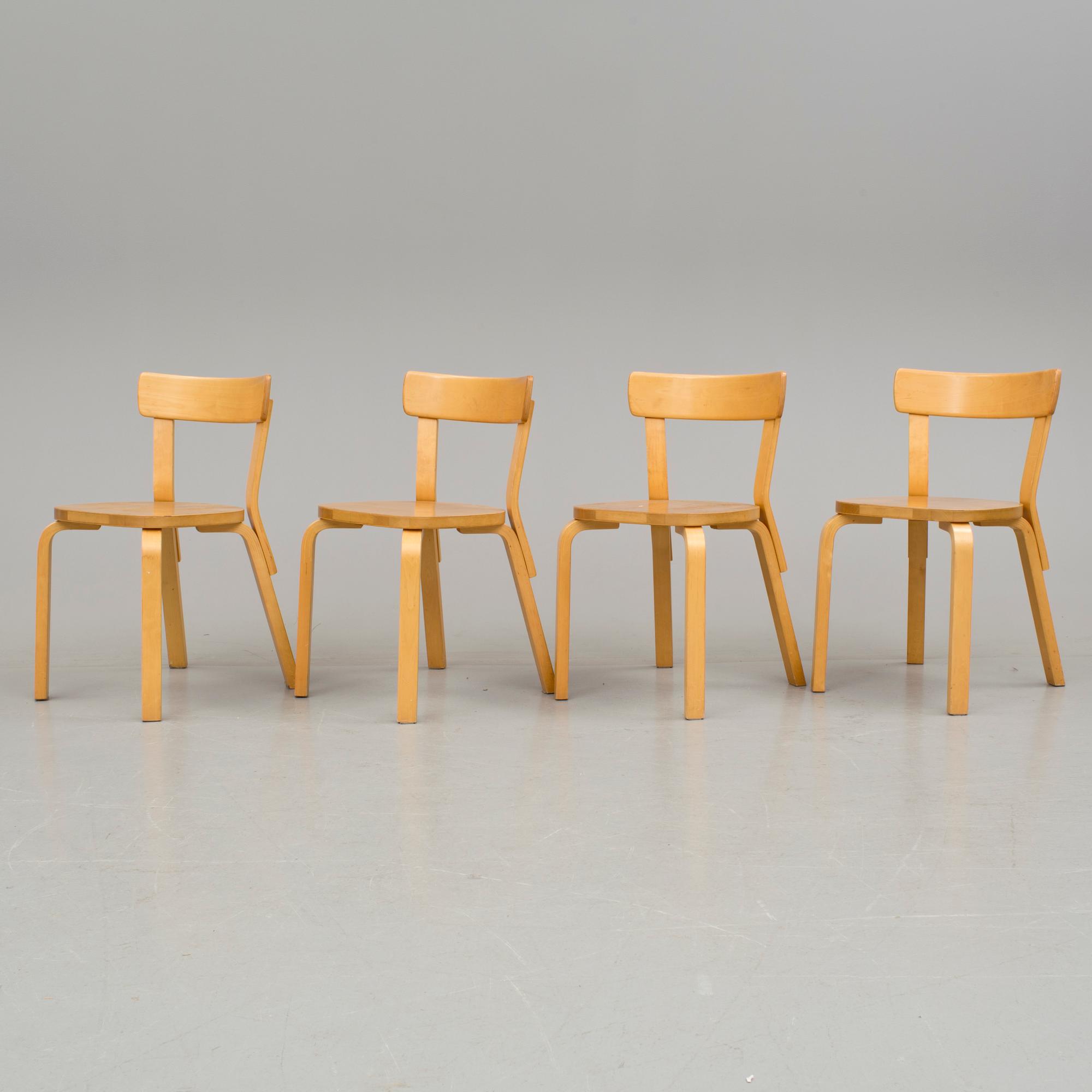 ALVAR AALTO, MATBORD samt STOLAR, 5 delar.