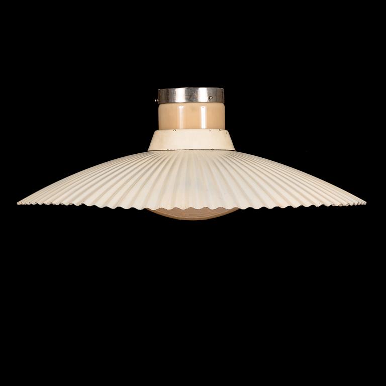 Paavo Tynell, a 1940 '2090' pendant light for Taito.