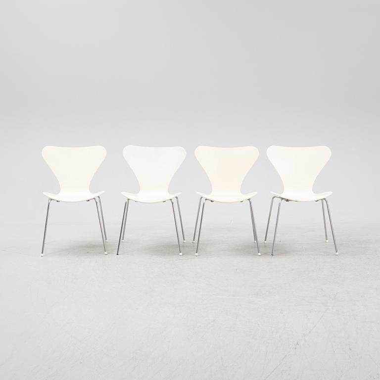 Arne Jacobsen, stolar, 4 st, "Sjuan", Fritz Hansen, Danmark.