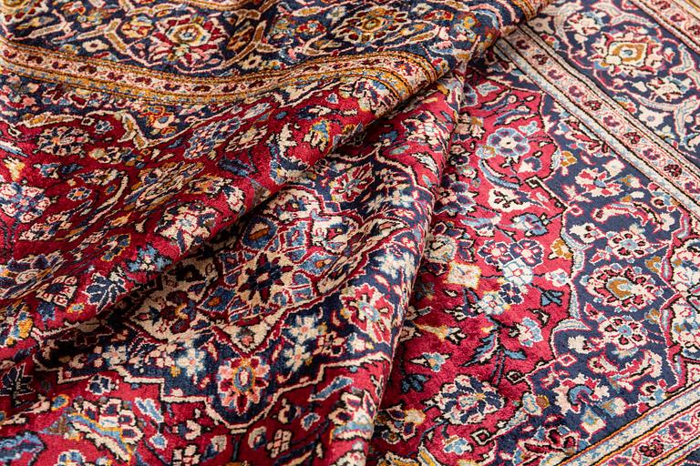 A carpet, Old silk, Kashan, ca 200 x 128 cm.