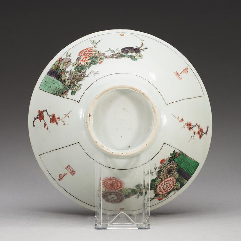 SKÅL, porslin. Qing dynastin, Kangxi (1662-1722).