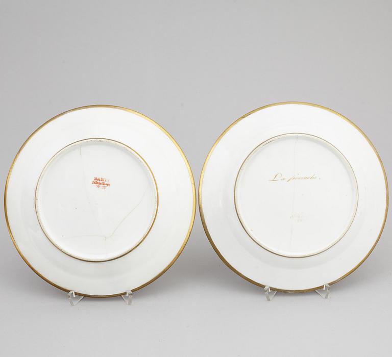 Two French porcelain dishes, Paris, 19th century.