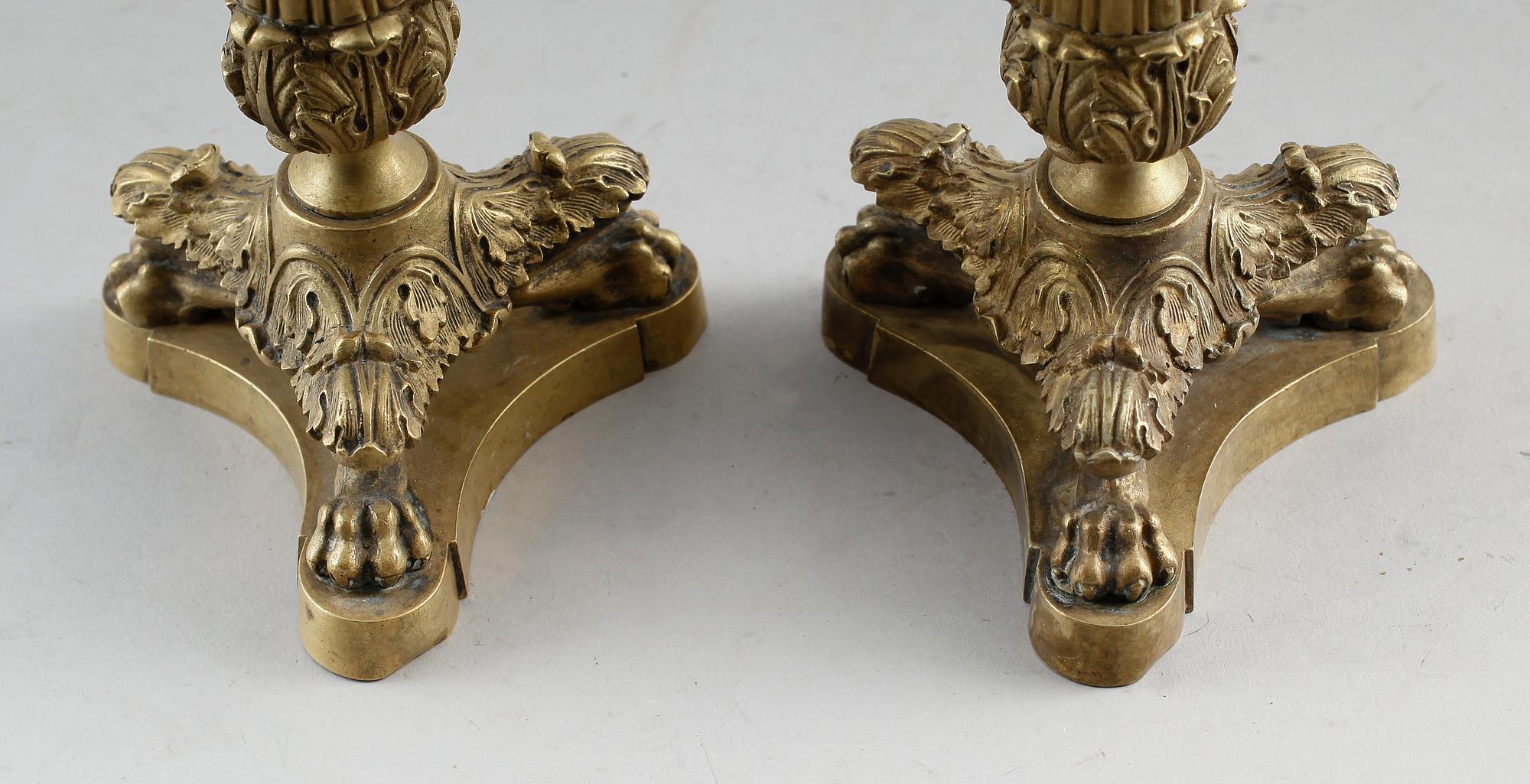 LJUSSTAKAR, 1 par, brons, senempire, 1800-talets första hälft.