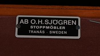 FÅTÖLJ, "Husfadern", Carl Malmsten, Jubileumsmodell 1988, nr 246, AB O.H Sjögren, 1900-talets andra hälft.