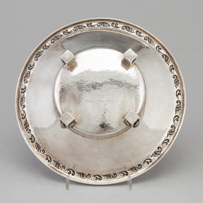 A Norwegian Art Nouveau silver 830/1000 bowl on four square feet, maker's mark Thune, Oslo, early 20th century.