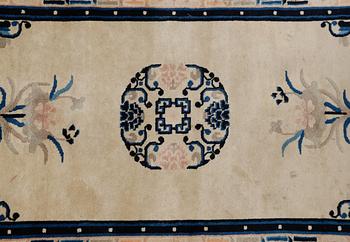 MATTA, Kina, old, 155 x 93 cm.