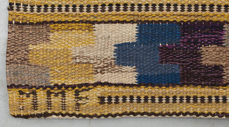 CARPET. "Höstmattan". Flat weave. 351 x 224,5 cm. Signed MMF.