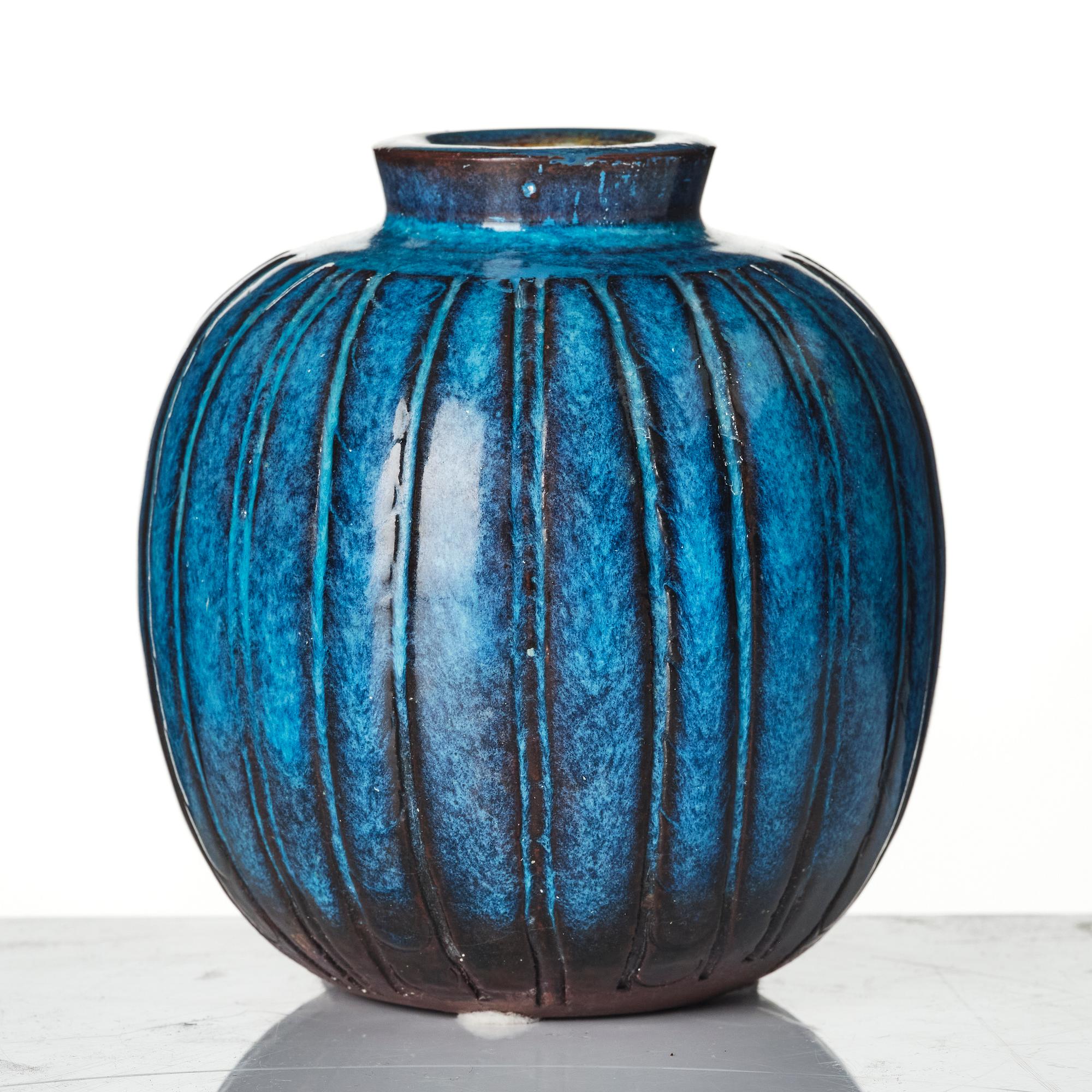 Wilhelm Kåge, Two Farsta stoneware vases, Gustavsberg Studio, 1948 and 1950.