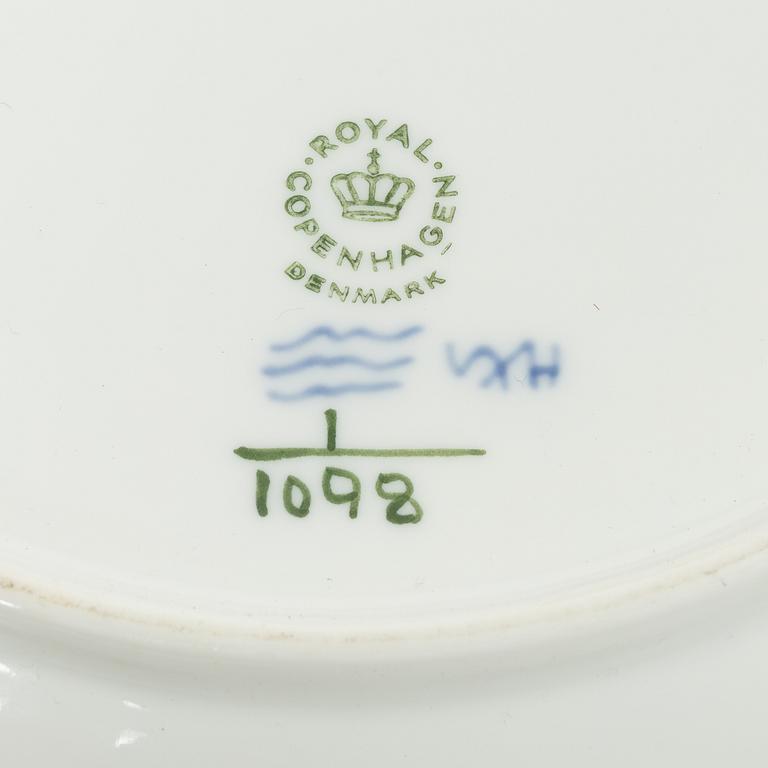 Royal Copenhagen, Seven 'Musselmalet Full Lace' plates, Denmark, 20th century.