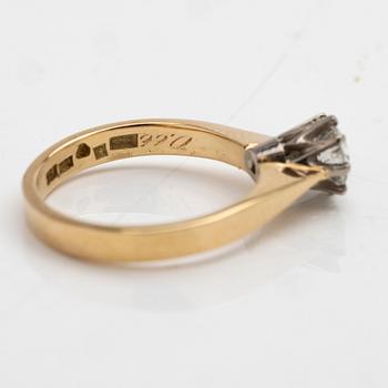 Lars-Erik Nilsson, 18K gold solitaire ring with a diamond, Ängelholm 1990.