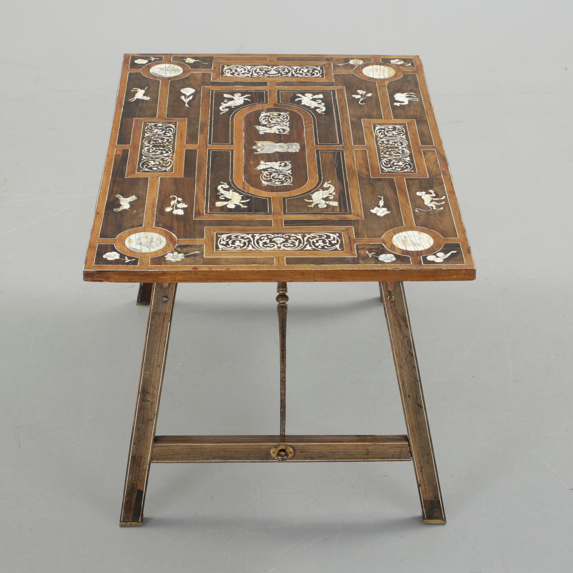 BORD, Barock/barockstil, bl a 1700-tal.