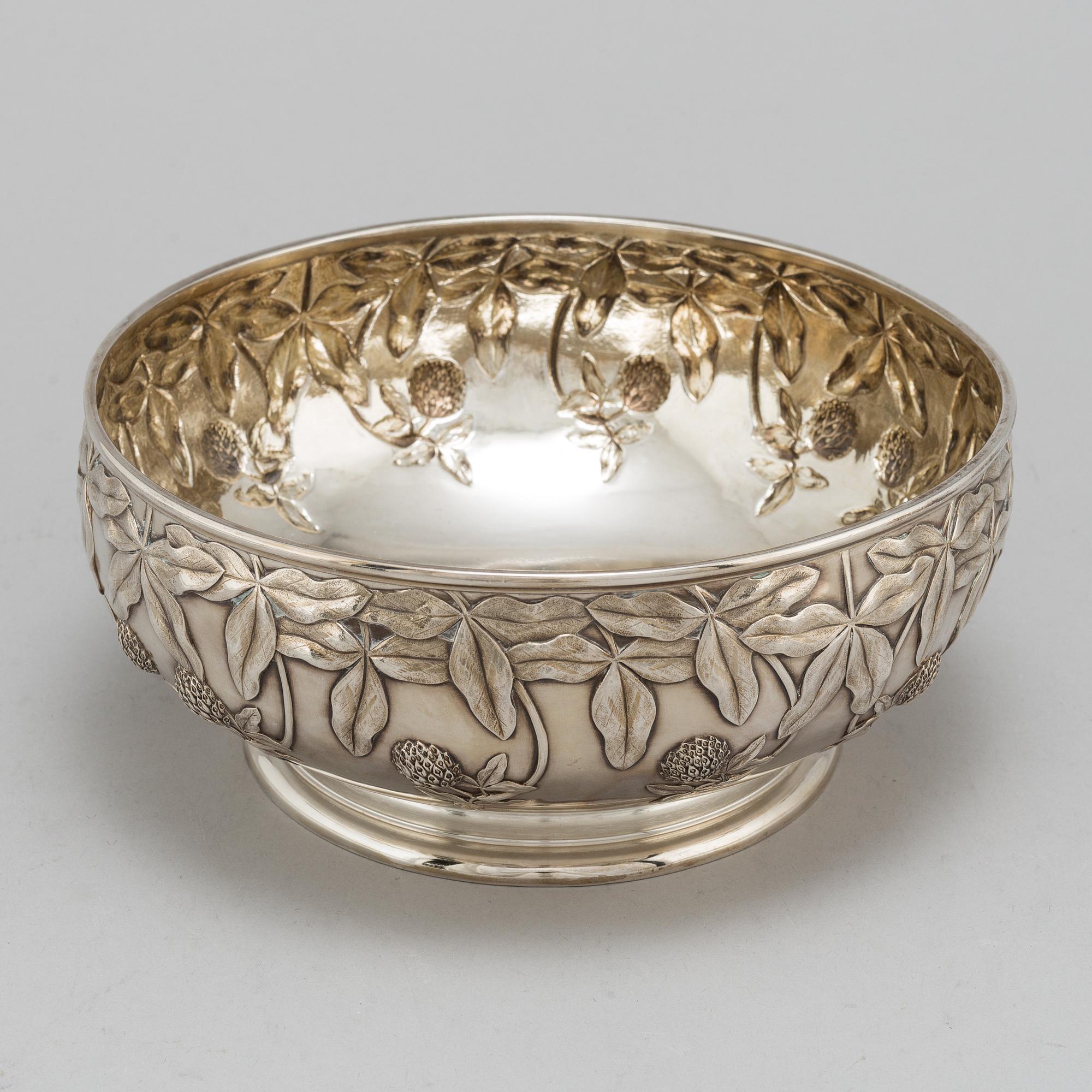 A MICHELSEN, a sterling silver bowl, Denmark,  Copenhagen, 1913, 738 gram.'.