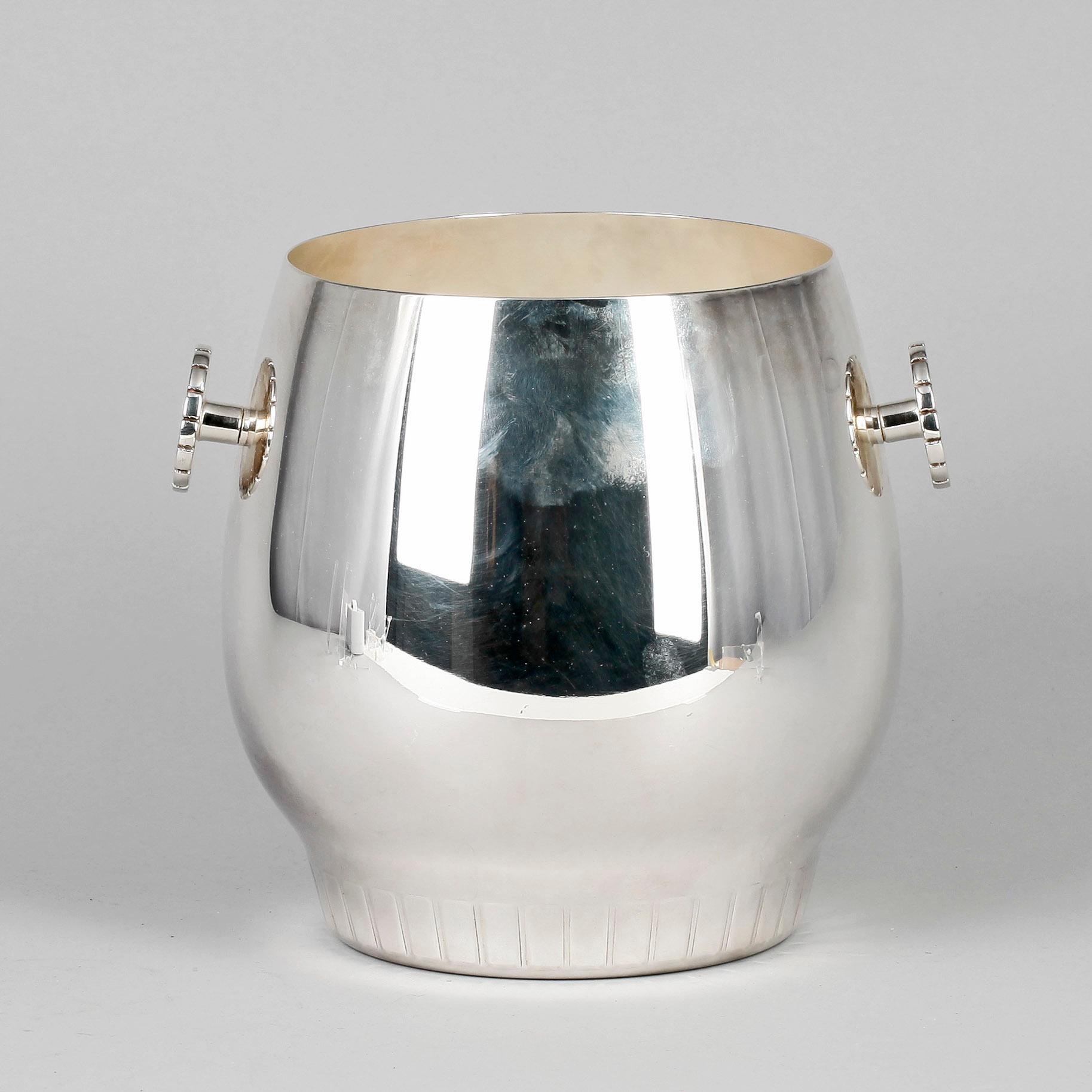 VINKYLARE, nysilver, Sigvard Bernadotte för Fyrklövern. Numrerad 691/2000.