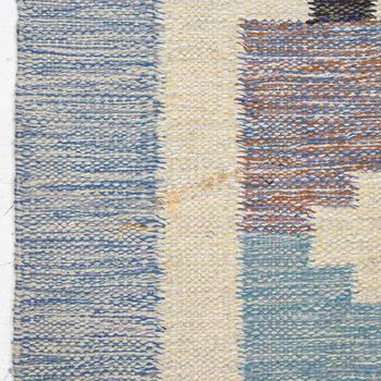 Karin Jönsson, matta, röllakan, signerad JK, ca 306 x 200 cm.