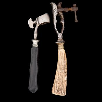 LAMMKOTLETTSHÅLLARE, 2 st, tidigt 1900-tal.