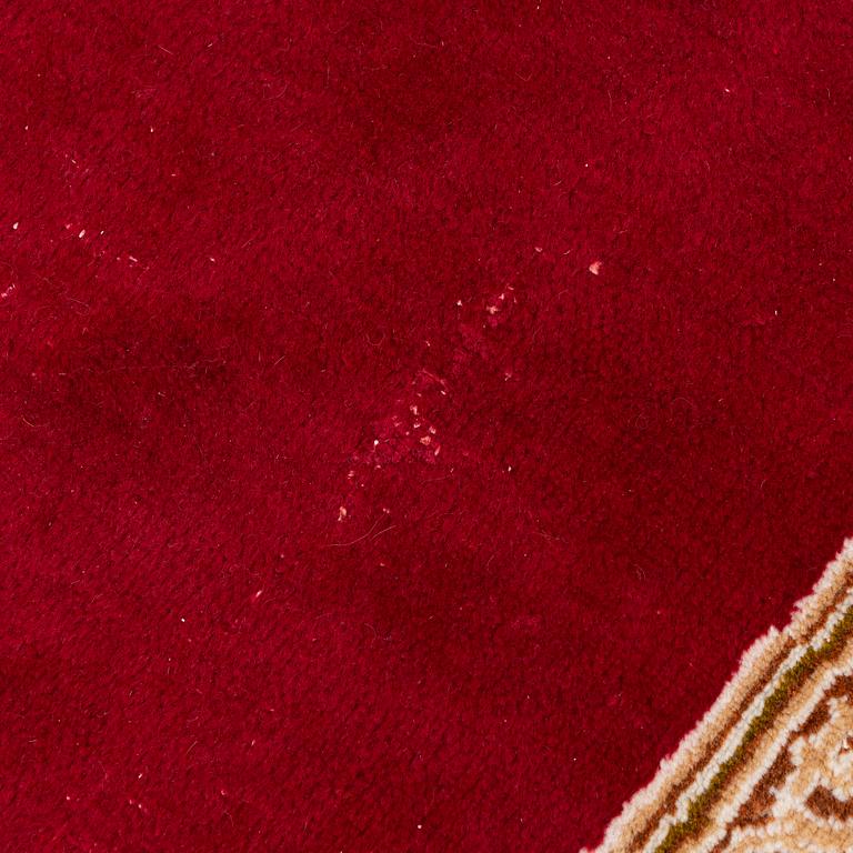 Carpet, Kirman, approx. 406 x 305 cm.