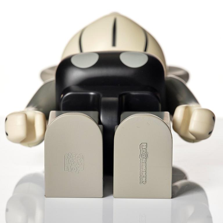 KAWS, 400% BE@RBRICK (Grey).