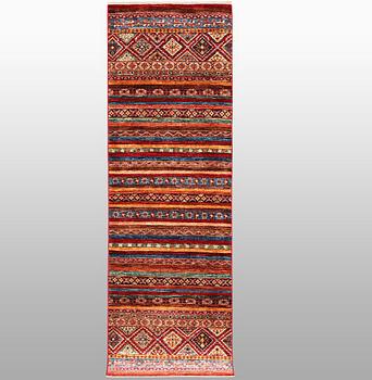 Runner, Khorjin, ca 271 x 84 cm.