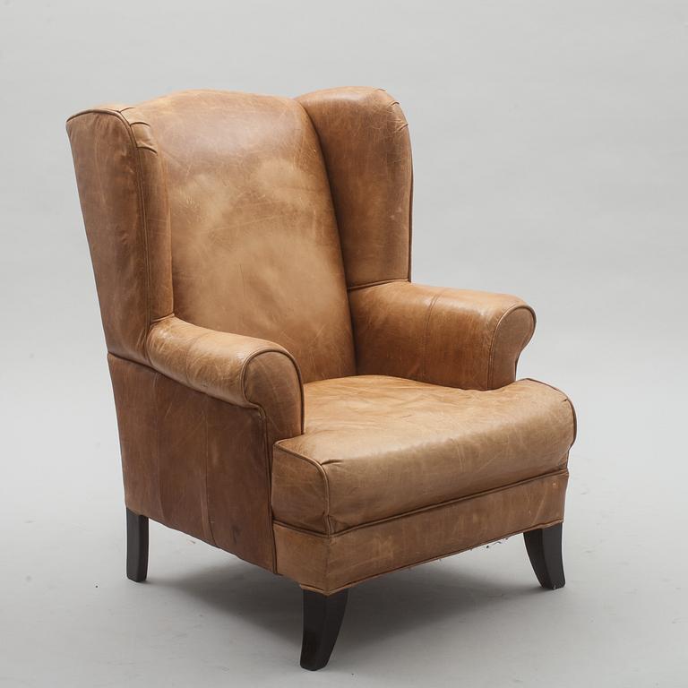 ÖRONLAPPSFÅTÖLJ, 1900-talets andra hälft.