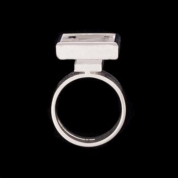 RING, Contempo, sterling silver, bergskristall, Björn Weckström Lapponia 2008. Vikt 13 g.