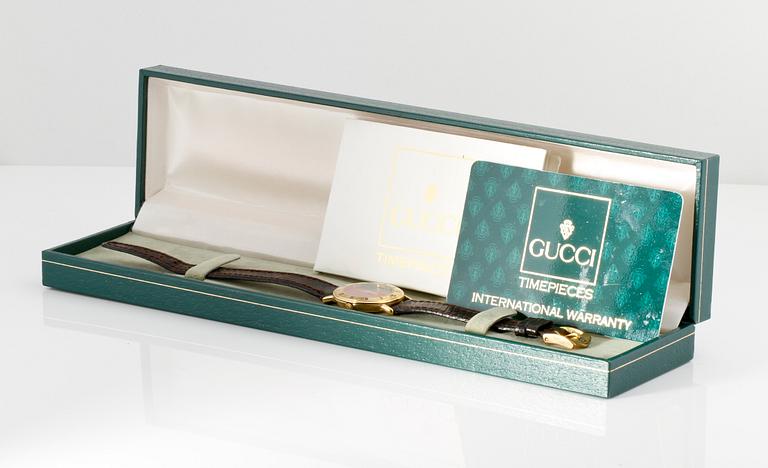 ARMBANDSUR, dam, Gucci.