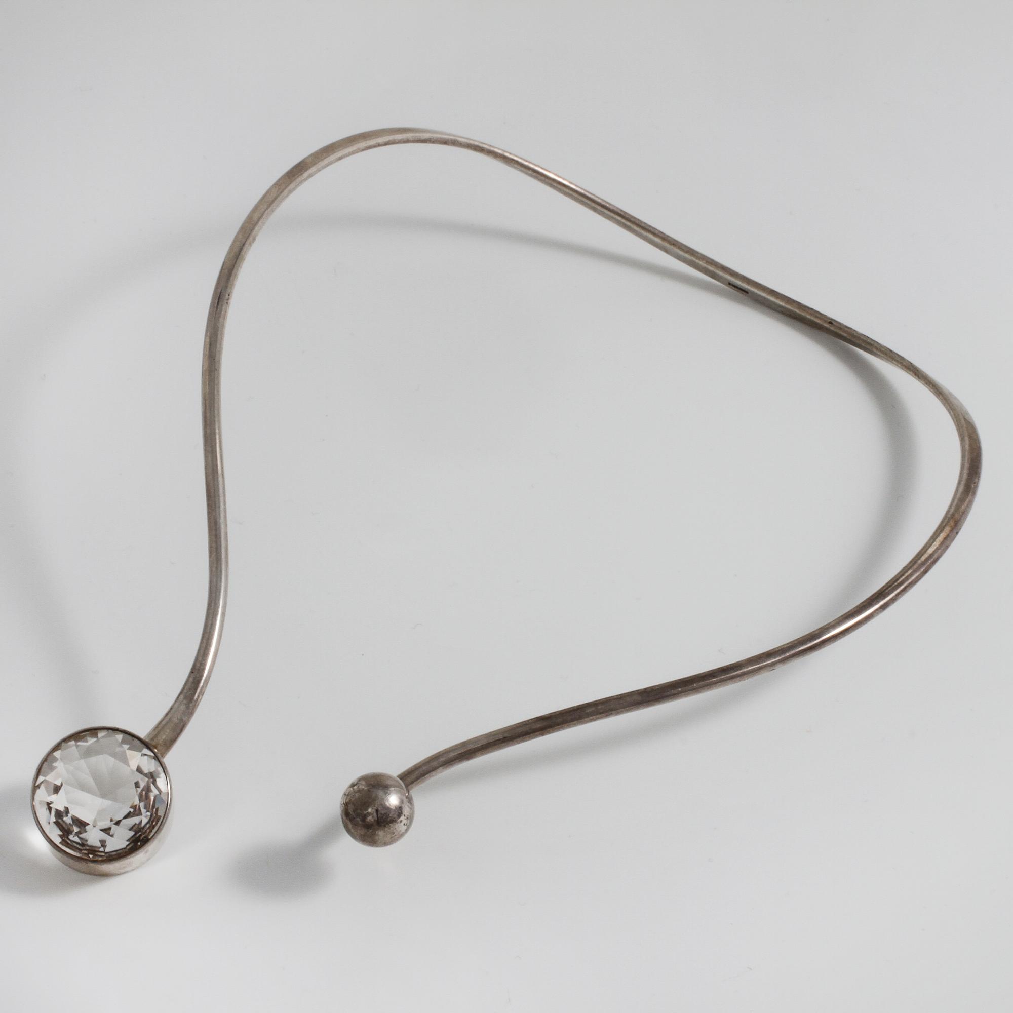 NIELS ERIK FROM, Nakskov, Danmark, collier med fasettslipad bergkristall.