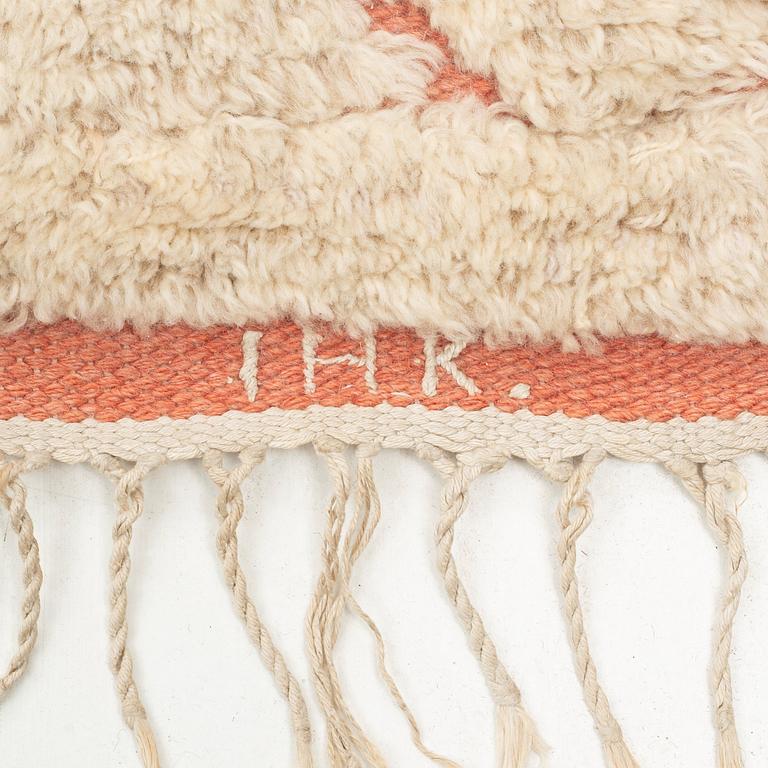 Ingrid Hellman-Knafve, a carpet, knotted pile in relief, ca 290 x 194 cm, signed IHK.