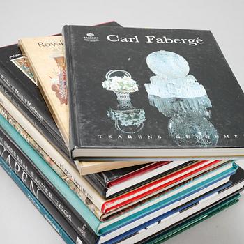 14 books from the 20th anf 21st century i a about Prrsian art.
