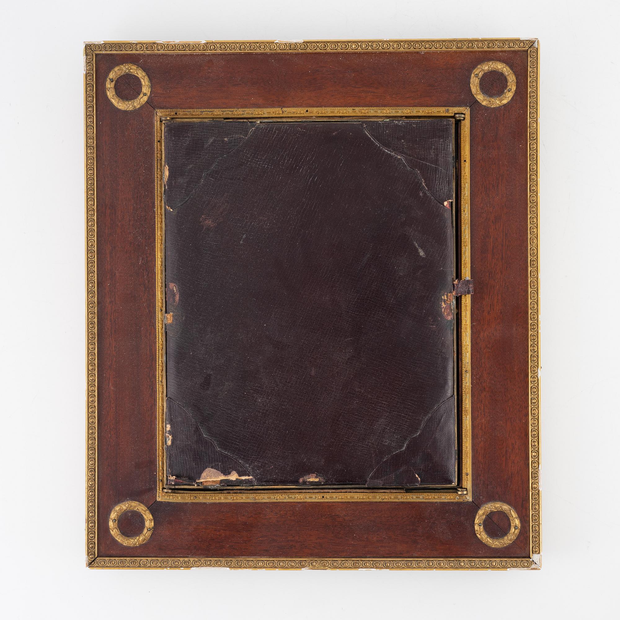 Mirror cabinet, Gustavian style, circa 1900.