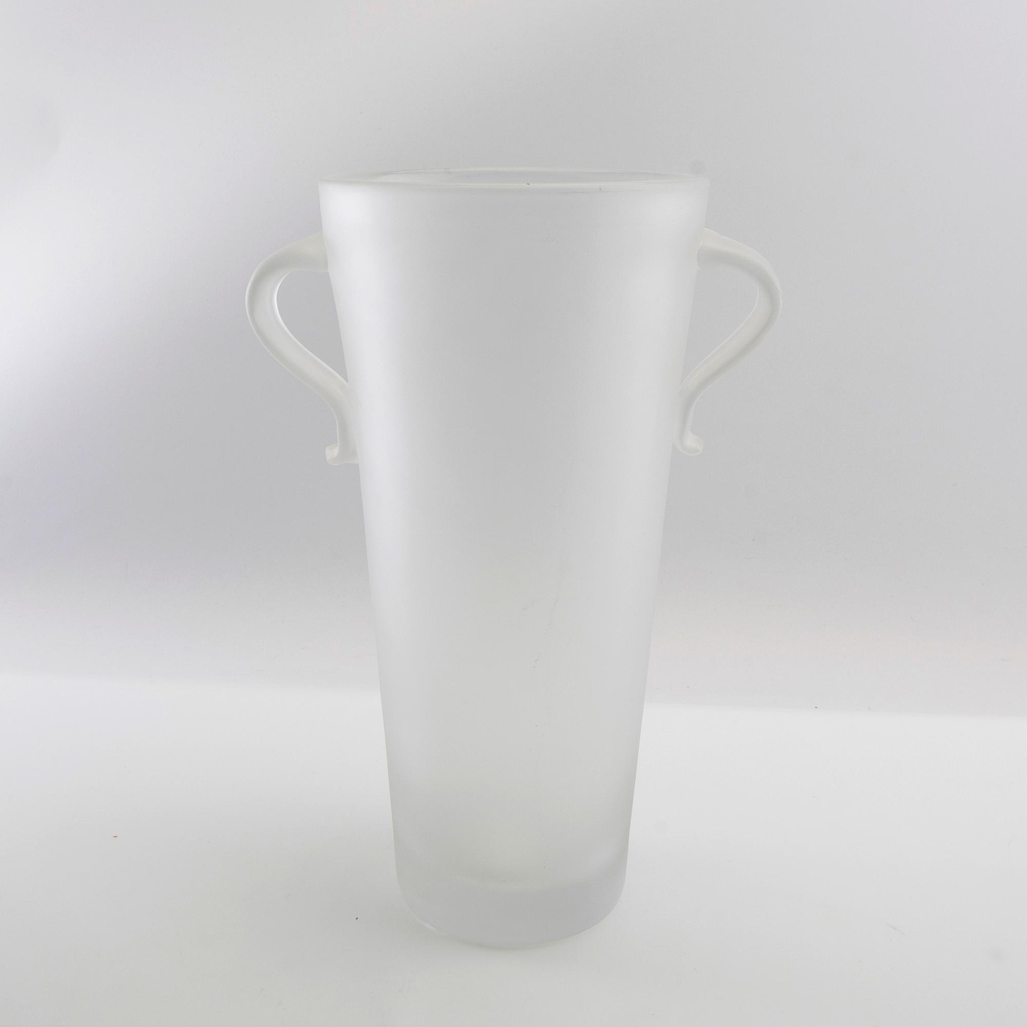 Helén Krantz, vase Orrefors signed.