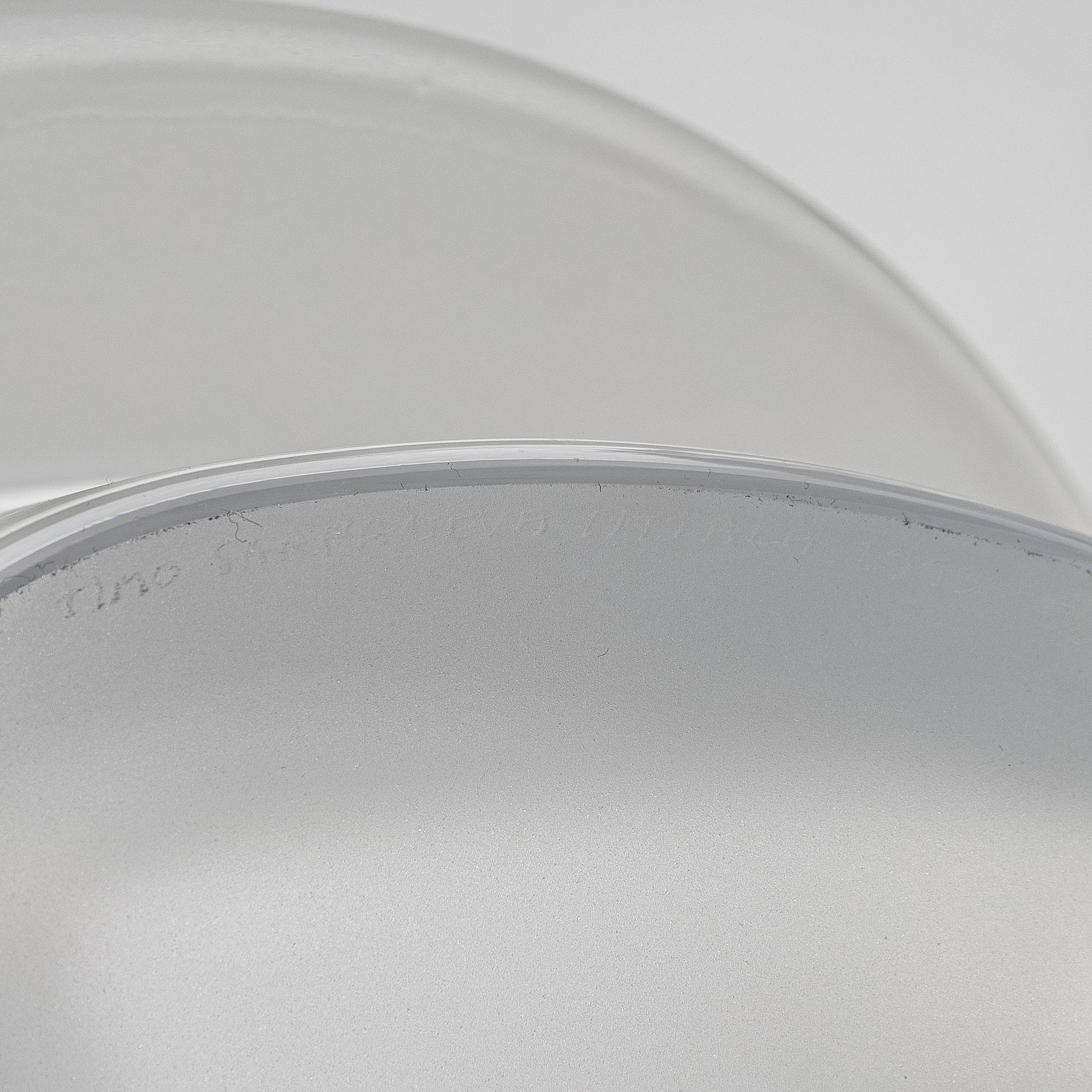 Timo Sarpaneva, A glass vase signed Timo Sarpaneva Iittala 1993 265/1000.