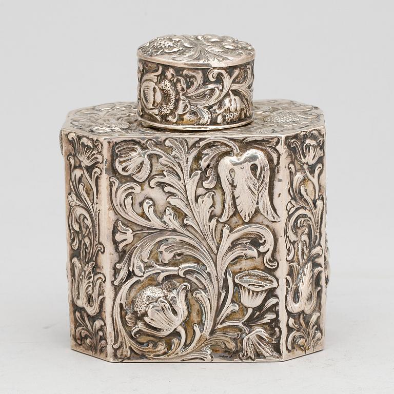 TEDOSA, silver, troligen Simon Rosenau, Hanau, Tyskland, omkring 1900, vikt ca 220g.