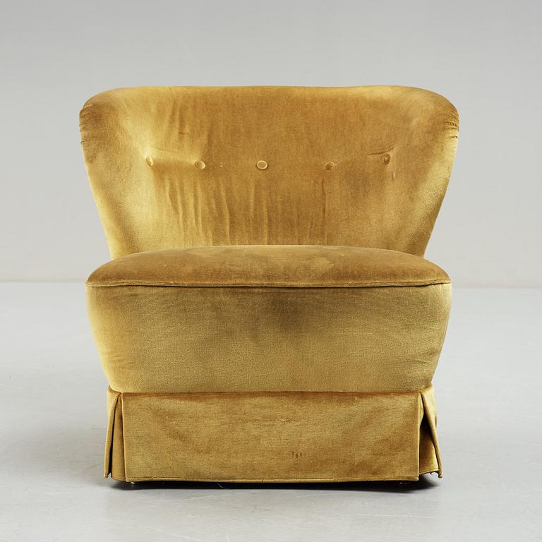 A 1940s Swedish Modern easy chair.