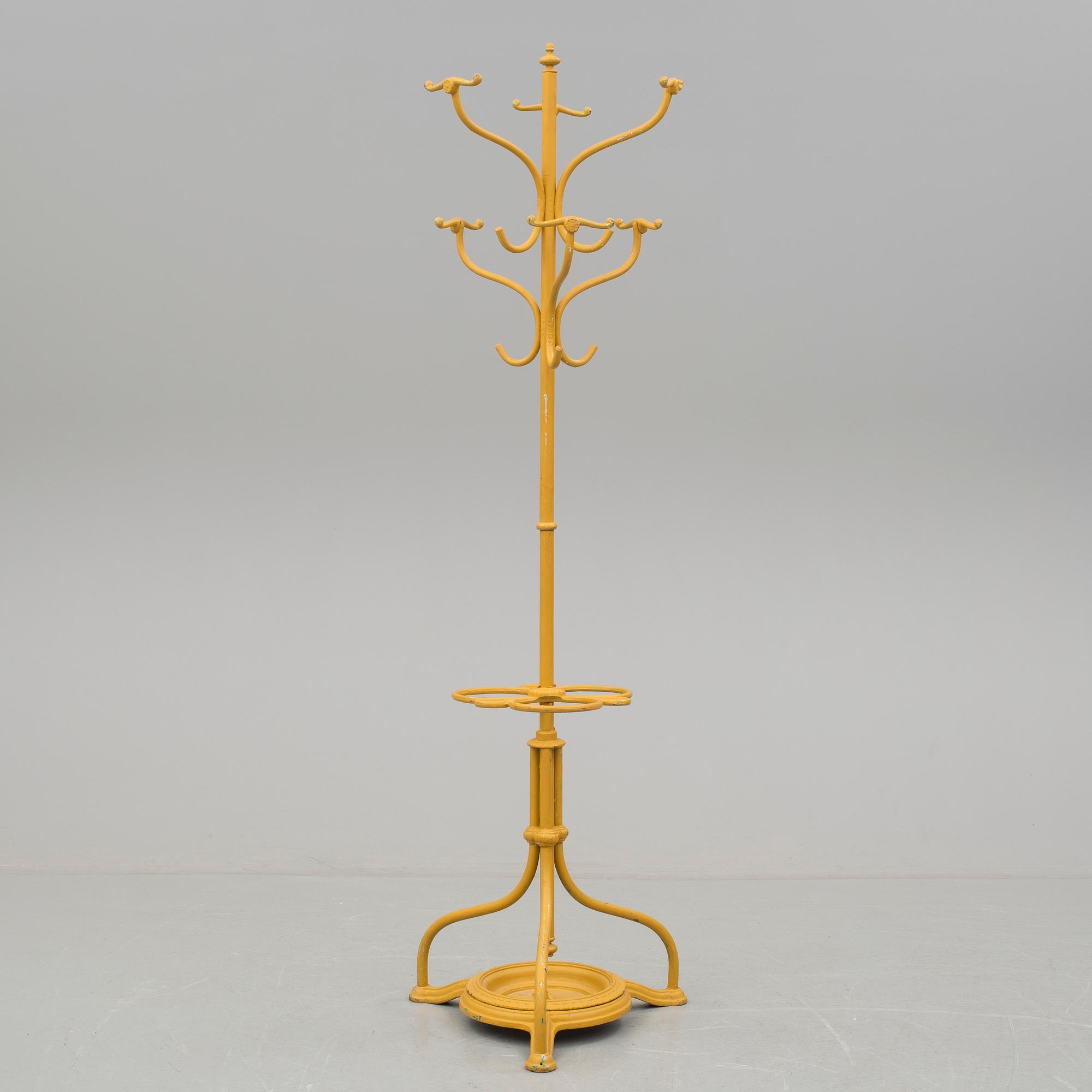 TAMBURMAJOR/KLÄDHÄNGARE, gjutjärn, 1800-talets slut.