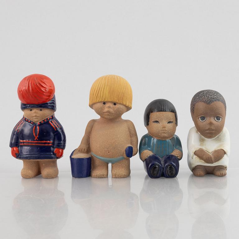 Lisa Larson, figuriner, 8 st, stengods, Gustavsberg, ur serien "All världens barn".