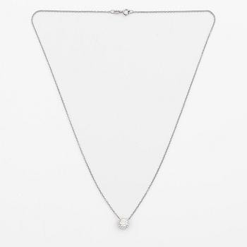 Collier 18K vitguld med briljantslipad diamant.