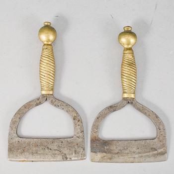 ALADÅBFORM samt KÖTTHACKOR, 2 stycken, 1800-tal.