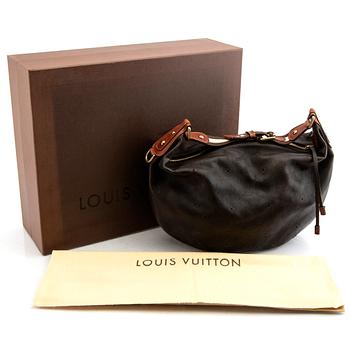 Louis Vuitton, Onatah GM bag.